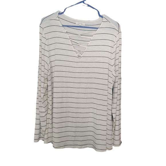 Maurices Striped Top - Picture 1 of 5